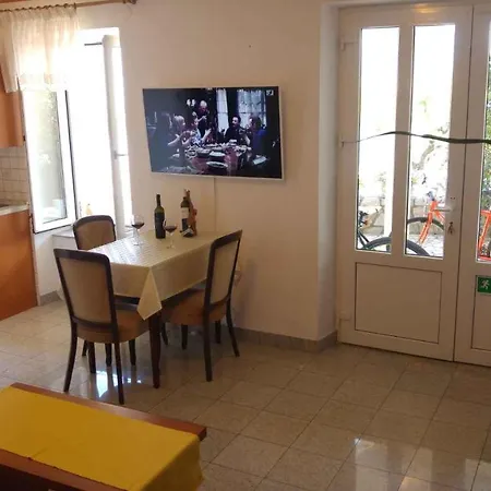 Apartmán In - Insel Krk 14603 *